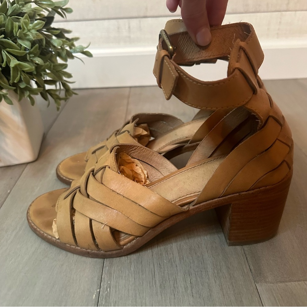 Frye Bianca Huarache Sandals Tan Women’s 7.5 - Picture 8 of 14